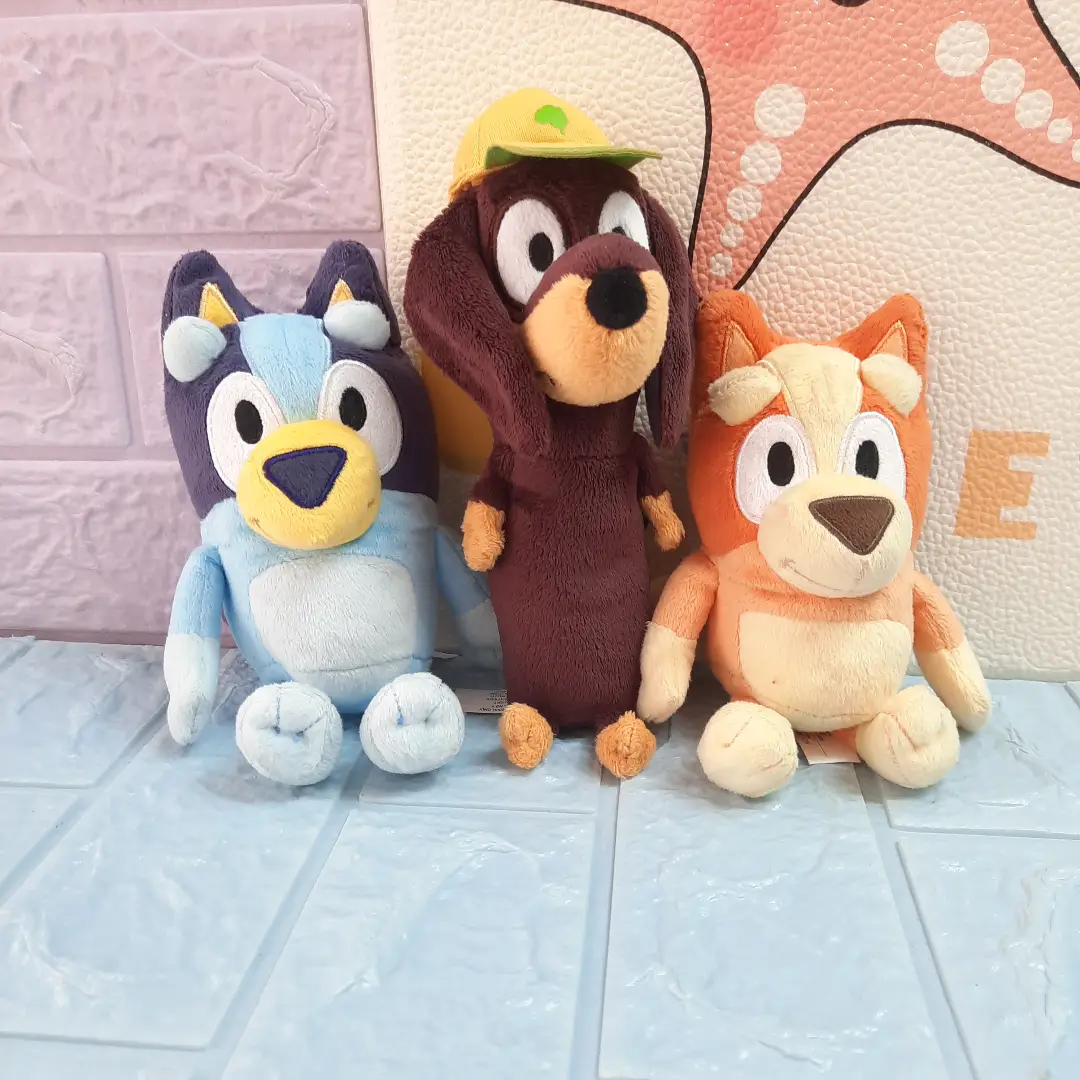 ست عروسک پولیشی خانواده Bluey شامل Bluey, Bingo و Bandit